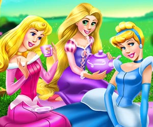 0/aebb4e880f35865e1db3dae2023321dd17db5f/princesses-day-out.jpg
