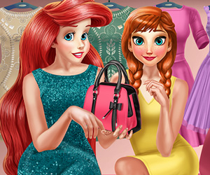 0/fa201bbde0340d9624c664081d2c73a555b5e4/princesses-dressing-room.jpg