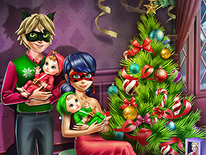 1/5604cb29a5308009a2f7e36e4d7b1951fee402/dotted-girl-family-christmas.jpg