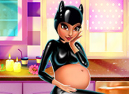 1/5927cd4bd2035753f492594dbb3ef597449ff6/catwoman-pregnant.jpg
