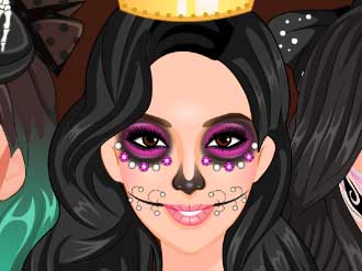 1/af4d3eeda61982e9b3c47584ee1ebec48b6851/kardashians-spooky-makeup.jpg