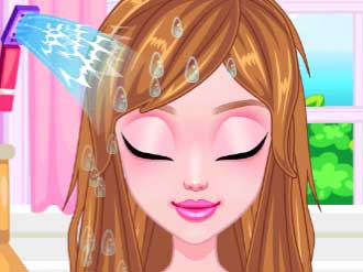 2/c291f5cb9ab20a8023e84637dcb7a018d13e96/valentines-day-hearty-hairstyles.jpg